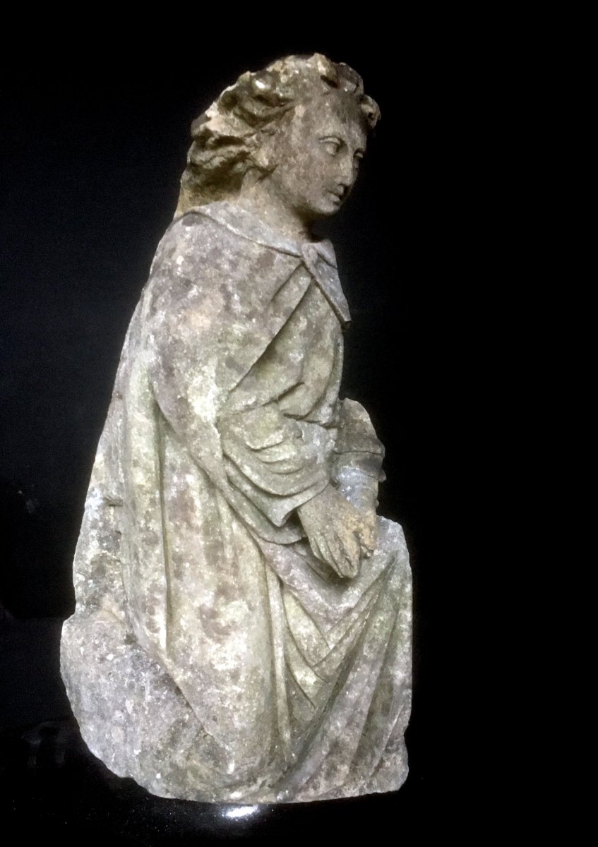 Late 15th Century, Medieval / Gothic Period, Carved Limestone Sculpture Of An Angel