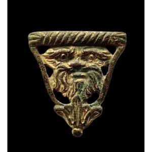 Applique Médiévale en Bronze Doré Représentant un Visage, XIVe-XVe Siècle