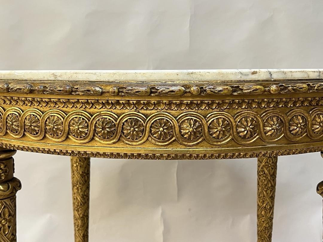 Grand Guéridon de Style Luis XVI , en bois sculpté doré , du 19 éme Siécle marbre blanc -photo-3