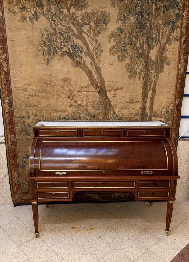 Louis XVI Cylinder Desk In Mahogany And Gilt Bronze, 19th Century