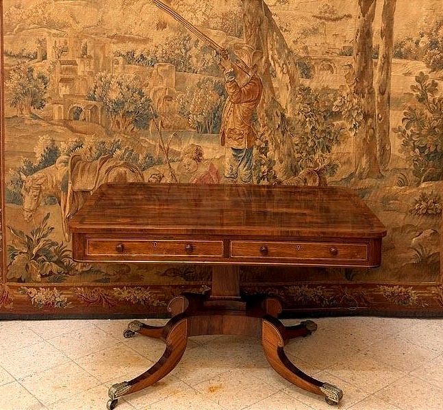 Table de Bibliothèque Époque George III ( 1760-1820 ) en Palissandre – Angleterre