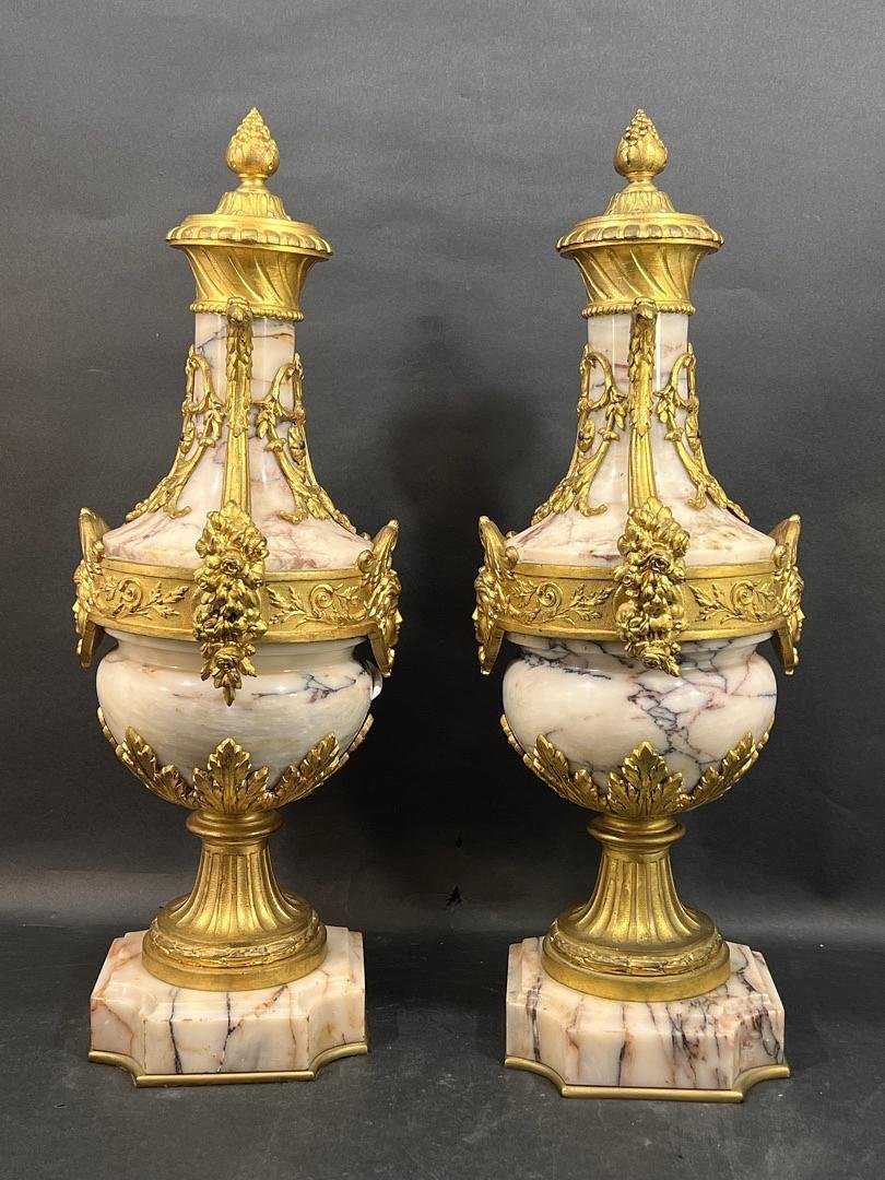 Pair Of Cassolettes Vases, Louis XVI Style, Breccia Marble And Gilded Bronze, France, 19th Century-photo-2