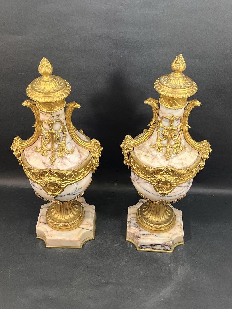 Pair Of Cassolettes Vases, Louis XVI Style, Breccia Marble And Gilded Bronze, France, 19th Century-photo-3