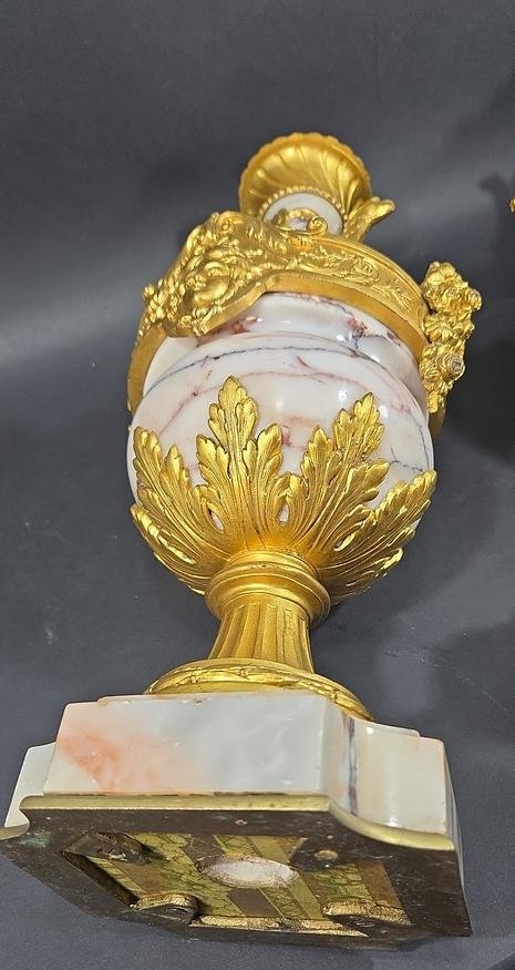 Pair Of Cassolettes Vases, Louis XVI Style, Breccia Marble And Gilded Bronze, France, 19th Century-photo-3