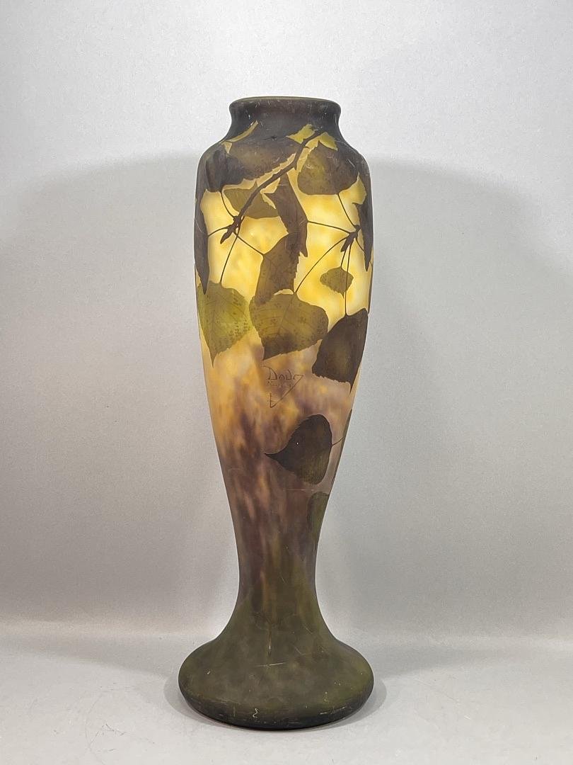 Grand Vase Art Nouveau en Pate de Verre Multicouches – Daum Nancy, vers 1911