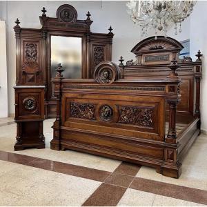 Importante Chambre á Coucher De Château De Style Noe-renaissance, Italien XIX Noyer Sculpté. 