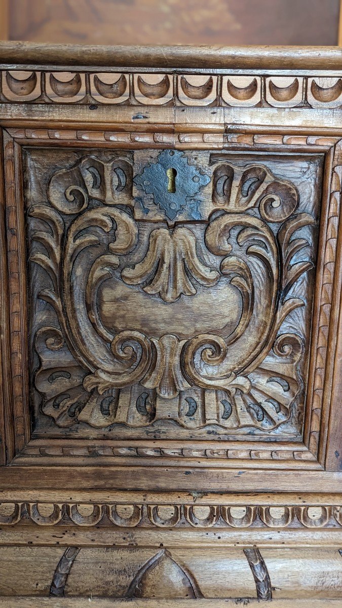 Coffre En Bois Massif Epoque XVIIe Cassone -photo-1