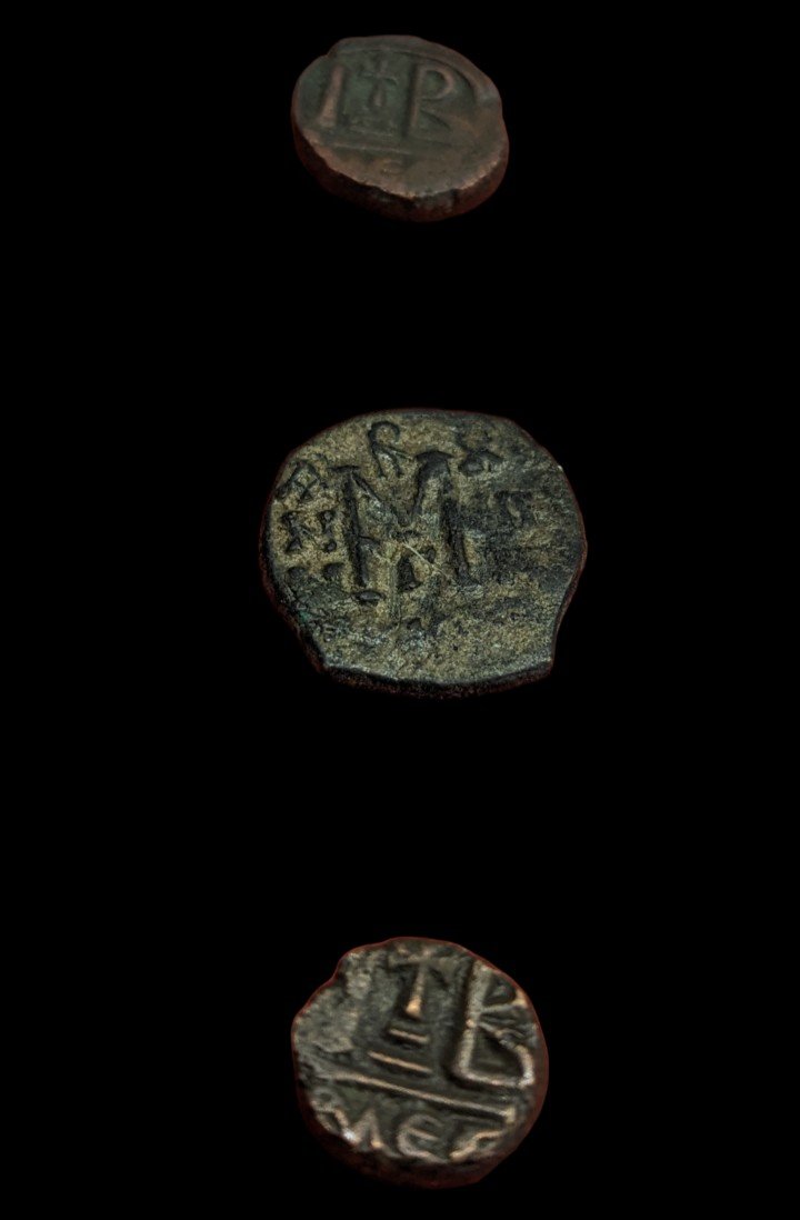 Collection De 12 Monnaies Byzantines - Bronze - Moyen âge -ex Col. Sable - Numismatique-photo-1