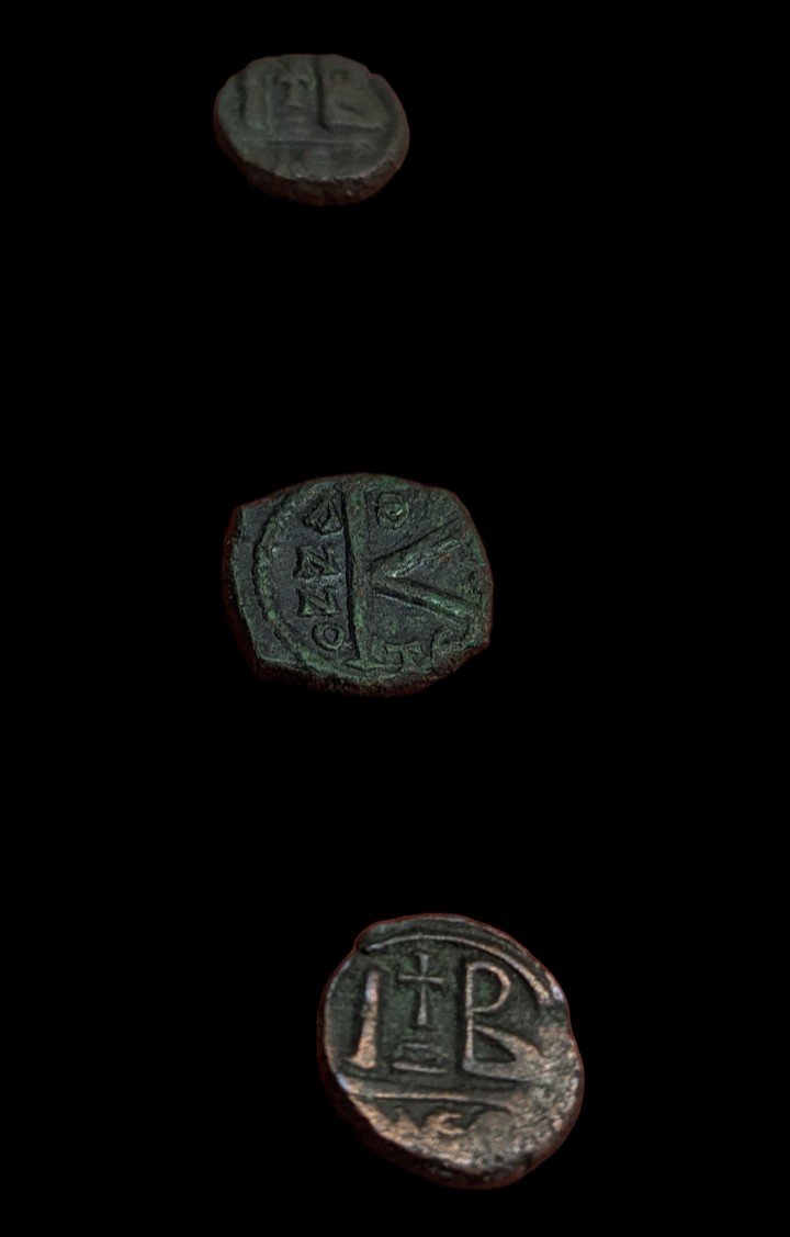 Collection Of 12 Byzantine Coins - Bronze - Middle Ages -ex Col. Sand - Numismatics-photo-2