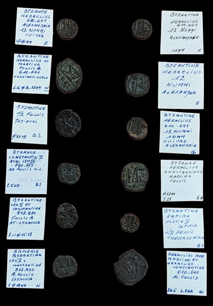 Collection De 12 Monnaies Byzantines - Bronze - Moyen âge -ex Col. Sable - Numismatique