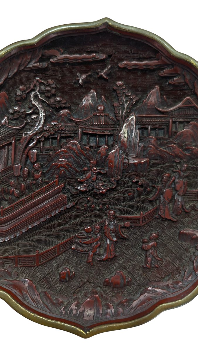 Assiette chinoise en laque cinabre sculptée - Marque Xuande - Époque Qing-photo-5