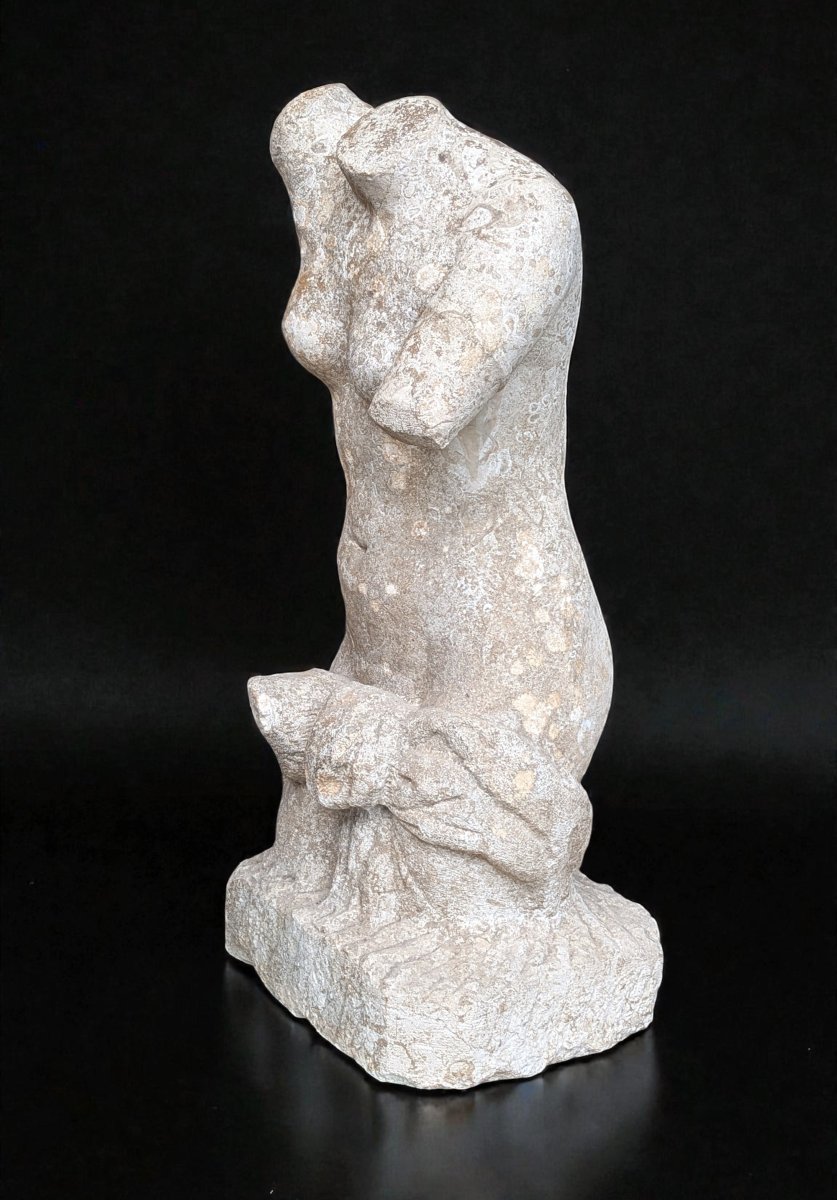 Grande Sculpture en pierre - Geneviève Pagano-Torse féminin drapé - Chef-d'œuvre des Beaux-Arts-photo-5