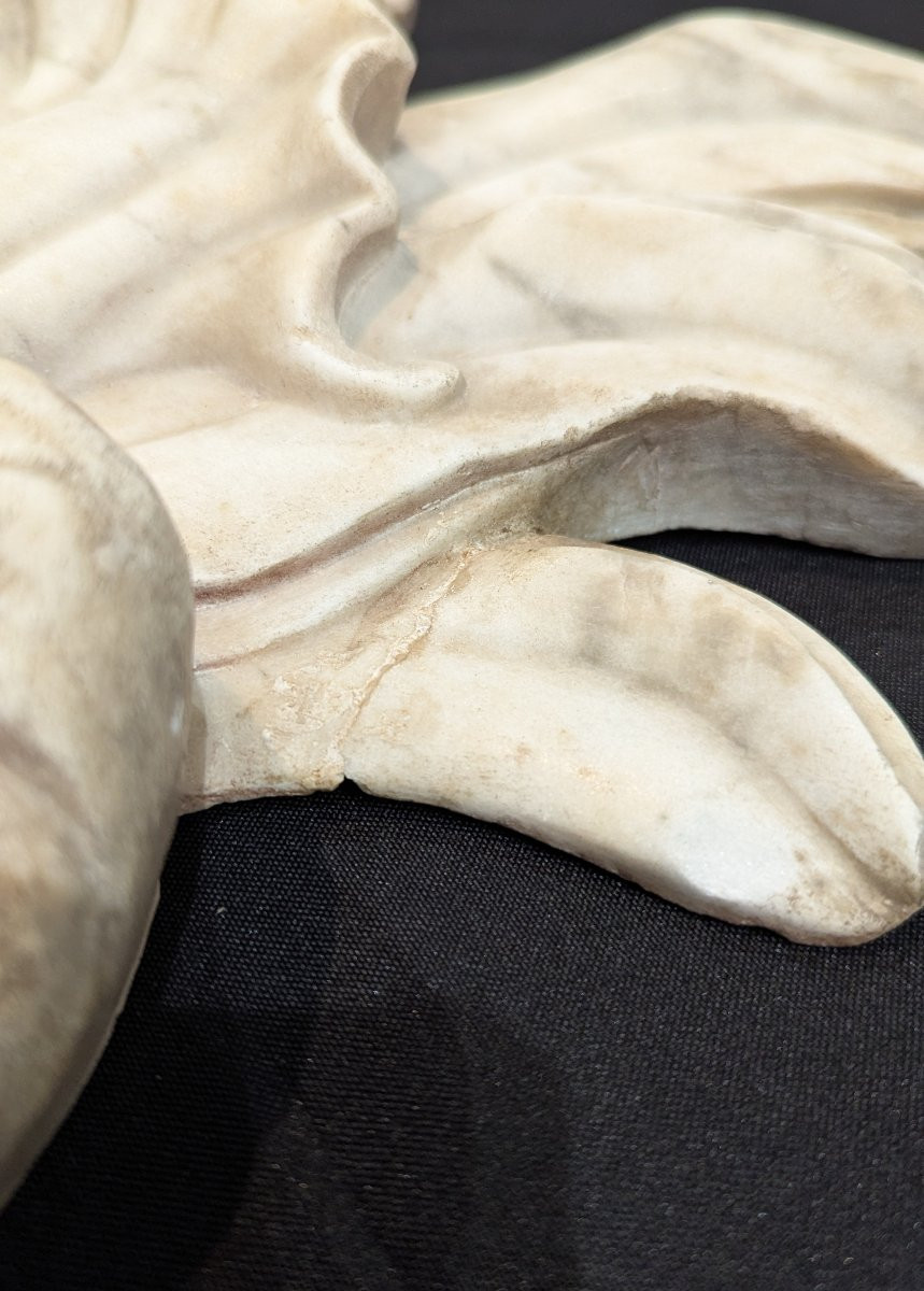 Ex-voto en marbre blanc, Italie, vers 1730–1740 -photo-2