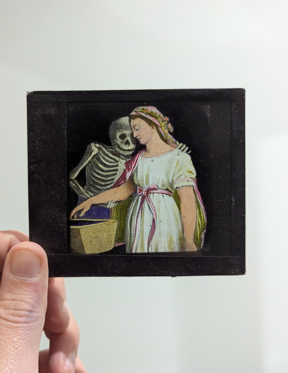 Lot Of Nearly 400 Glass Slides For A Magic Lantern - Late 19th Century -photo-7