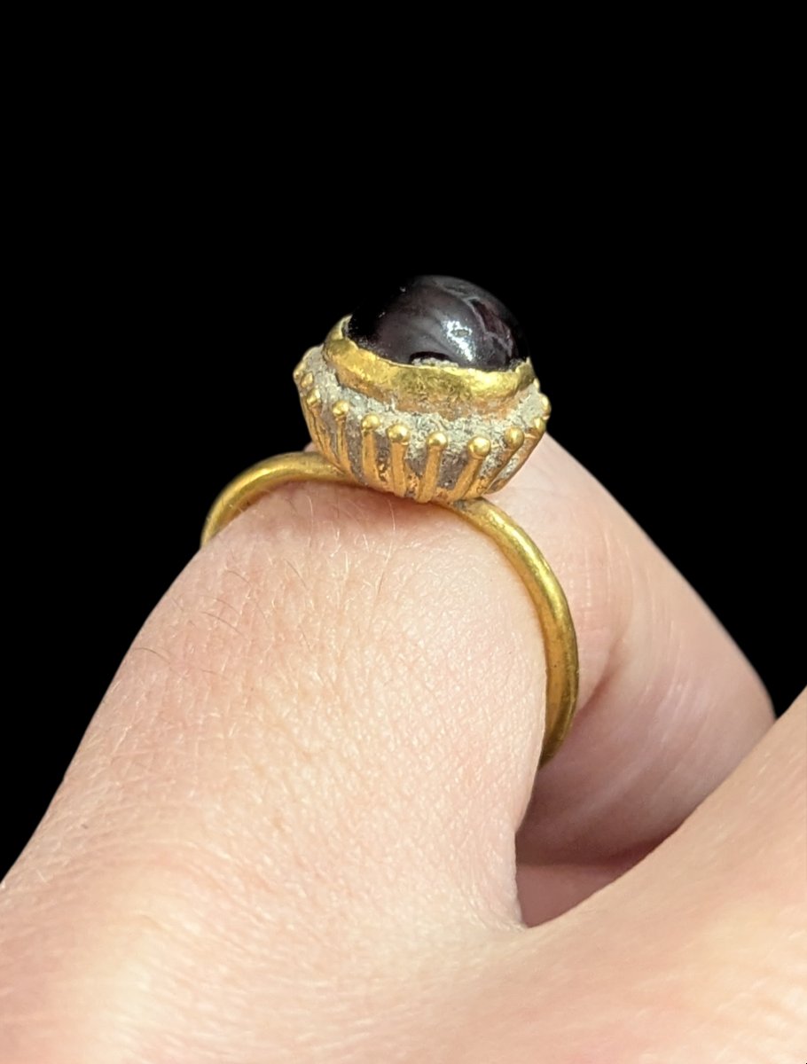 Antique Gold And Garnet Ring – Late Roman Period – Paleo-byzantine – 3rd-5th Century Ad-photo-2