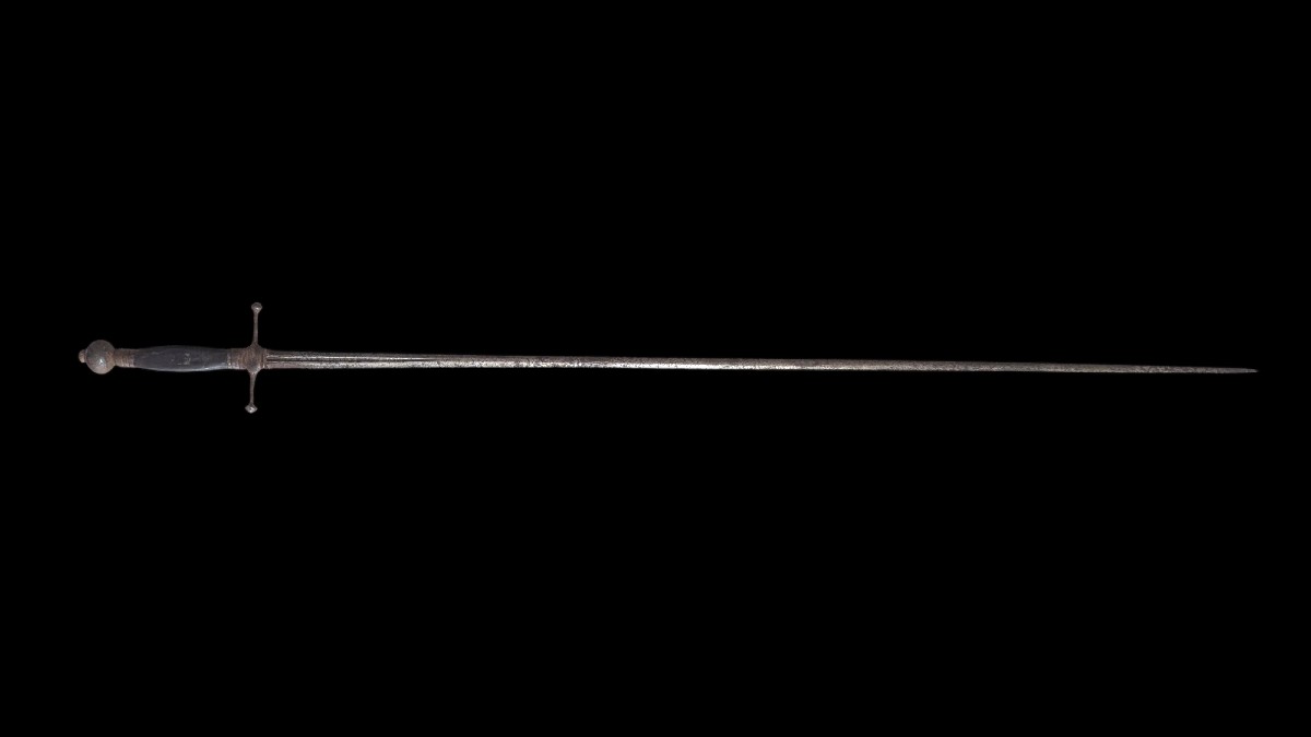 Épée à lame inscrite INRI – MARIA – Fin XVIe ou début XVIIe siècle