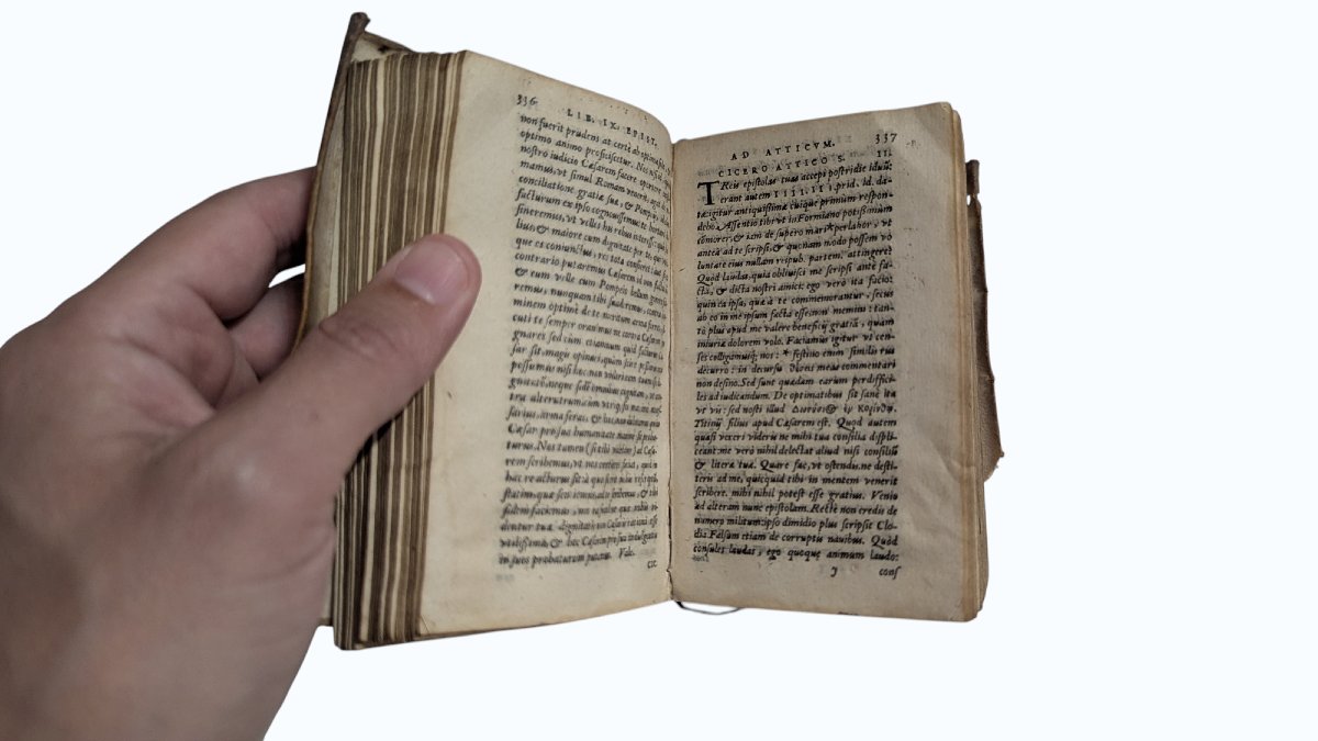 Cicero - Epistolae Ad Atticum, Ad Brutum, Ad Q. Fratem - Lyon - 1581 -book 16th-photo-3