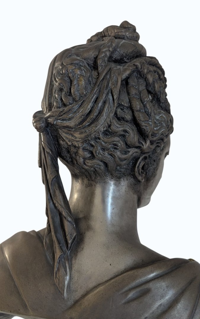 Buste en bronze argenté et doré - Diane de Poitiers en Diane chasseresse, d'après Jean Goujon-photo-4