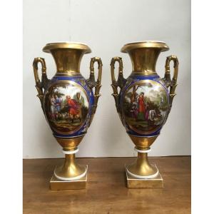 Paire d'importants vases en porcelaine, époque Empire
