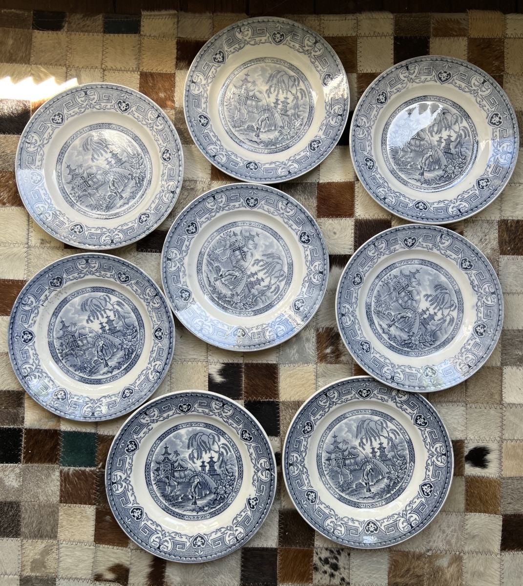 Suite De 8 Assiettes En Faïence De Sarregumines Modèle Yeddo XIX eme siècle