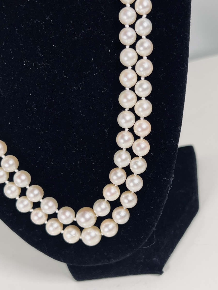 COLLIER DOUBLE RANGS 152 PERLES DE CULTURE AKOYA FERMOIR OR BLANC 18K 53,5 CM-photo-2
