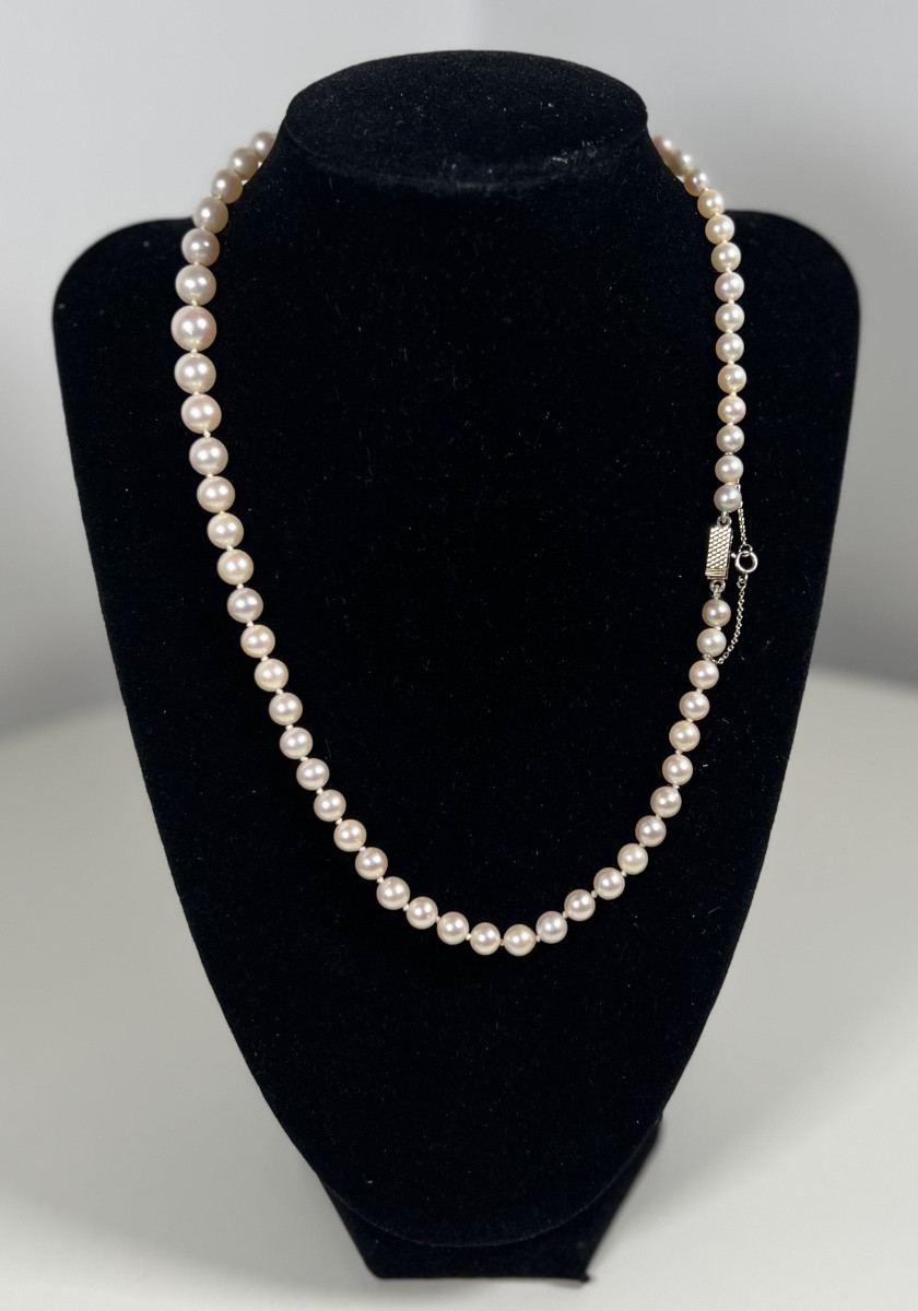COLLIER 65 PERLES DE CULTURE AKOYA FERMOIR OR 750°/°° 46 CM-photo-2