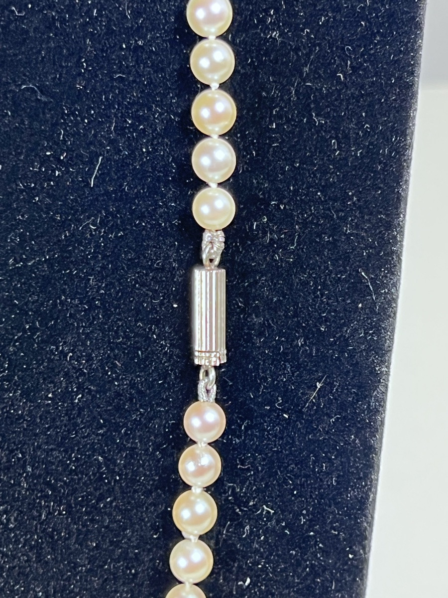 COLLIER 74 PERLES DE CULTURE AKOYA FERMOIR OR BLANC 18K 52 CM-photo-3