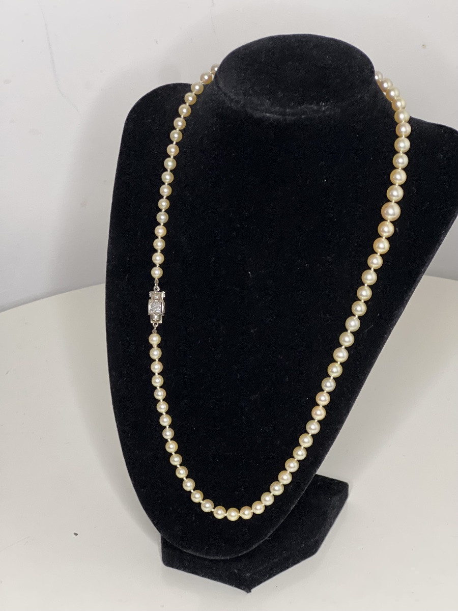 Art Deco Necklace 77 Cultured Pearls In Drop Gold Clasp And Diamonds 55 Cm-photo-1