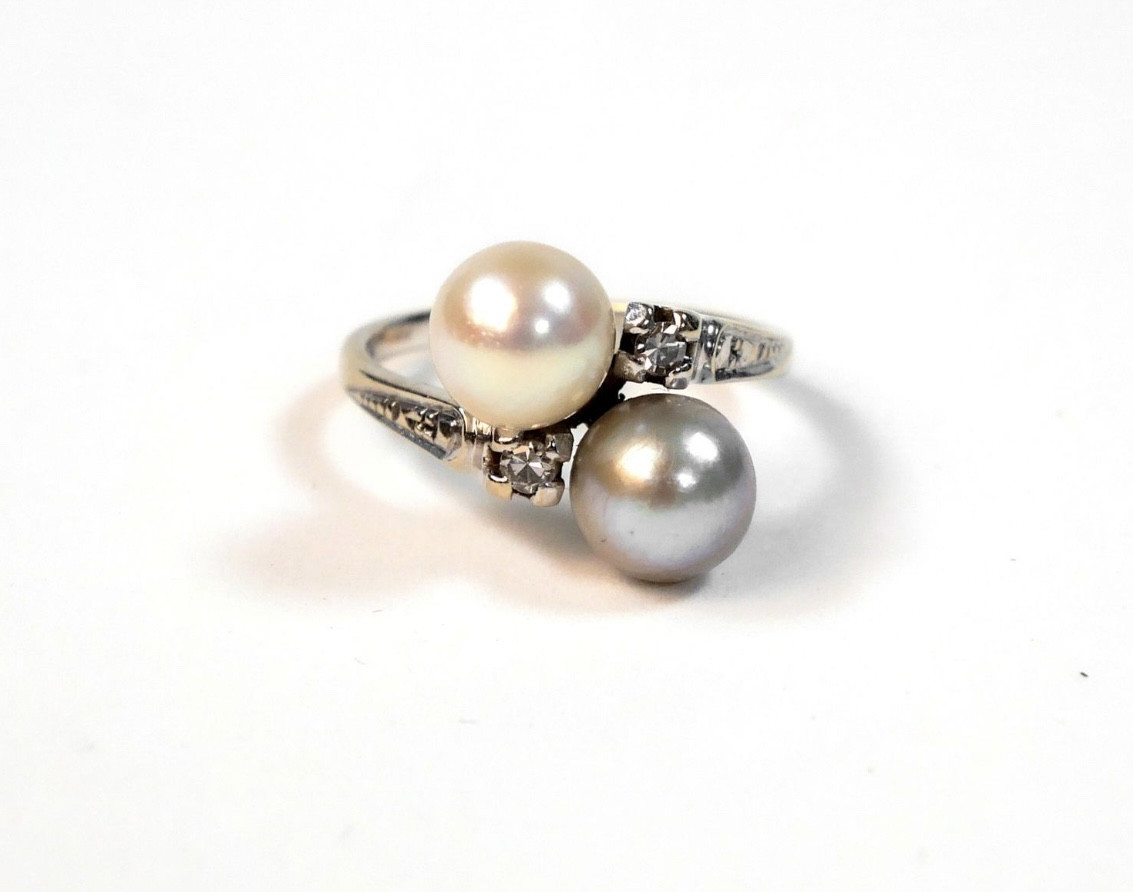 BAGUE TOI ET MOI PERLES OR 18K ET DIAMANTS TD 52