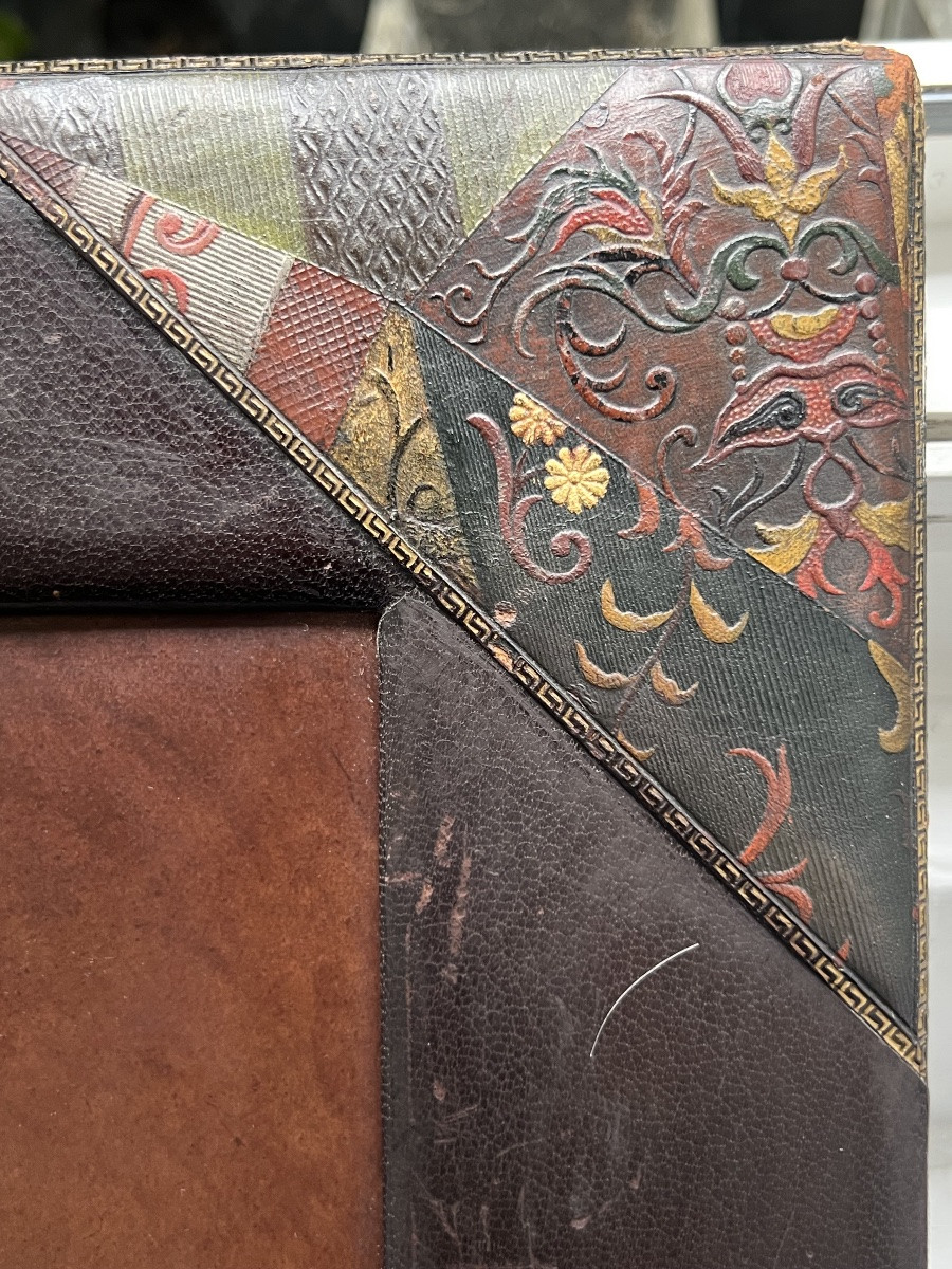 Sèvres Porcelain Plaque, Art Nouveau Leather Frame, Amélia Roulleau, 19th Century, Portrait Of A Man-photo-3