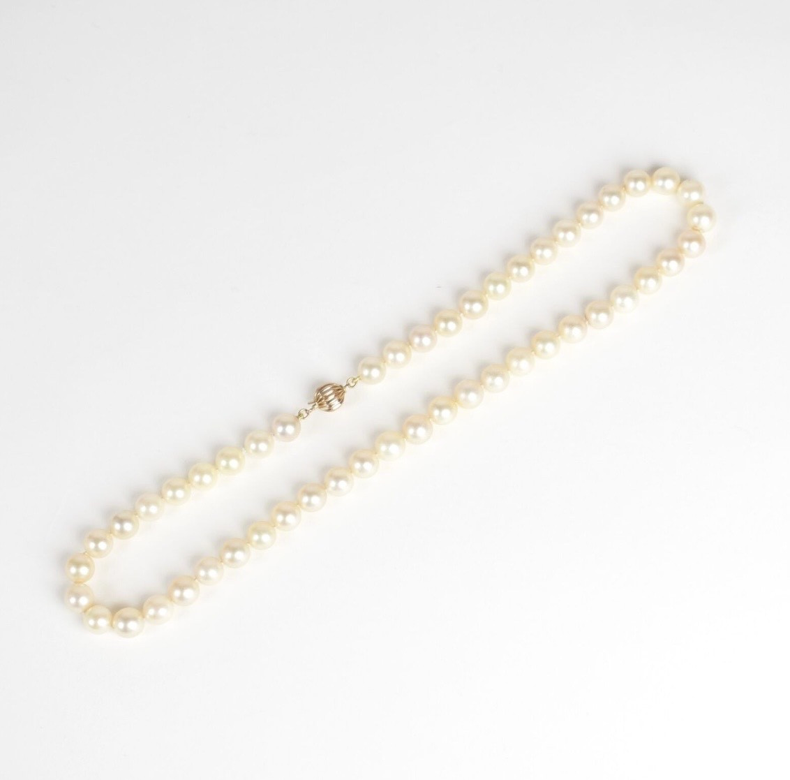 Necklace 49 White Akoya Cultured Pearls Clasp Gold 750°/°° 43,5 Cm