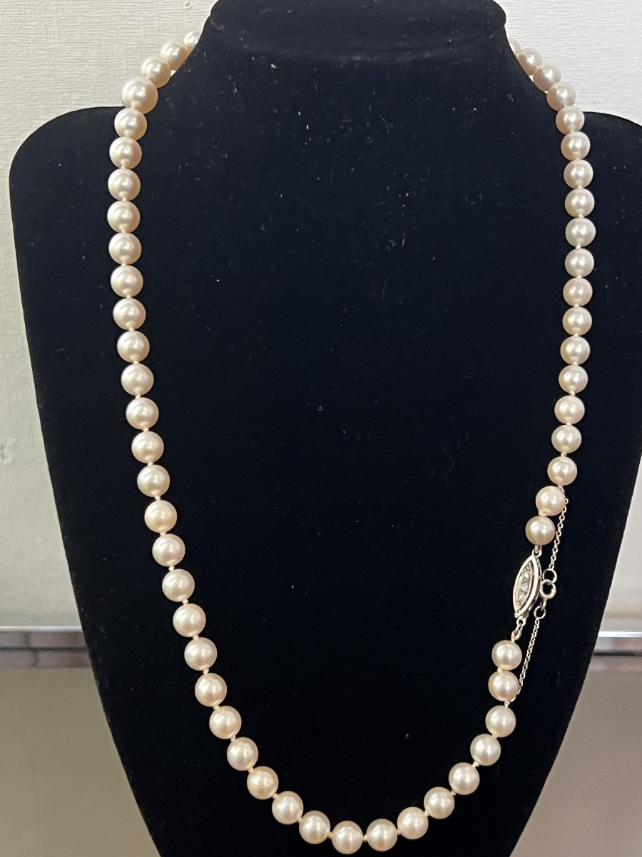 Collier en chute 65 perles de culture Akoya fermoir or 3 diamants 34,5 cm-photo-3