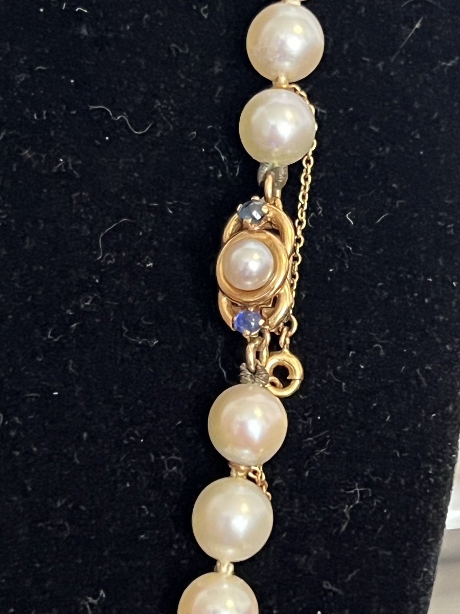 Collier choker 63 perles de culture fermoir or 18k et saphir 54,5 CM-photo-2