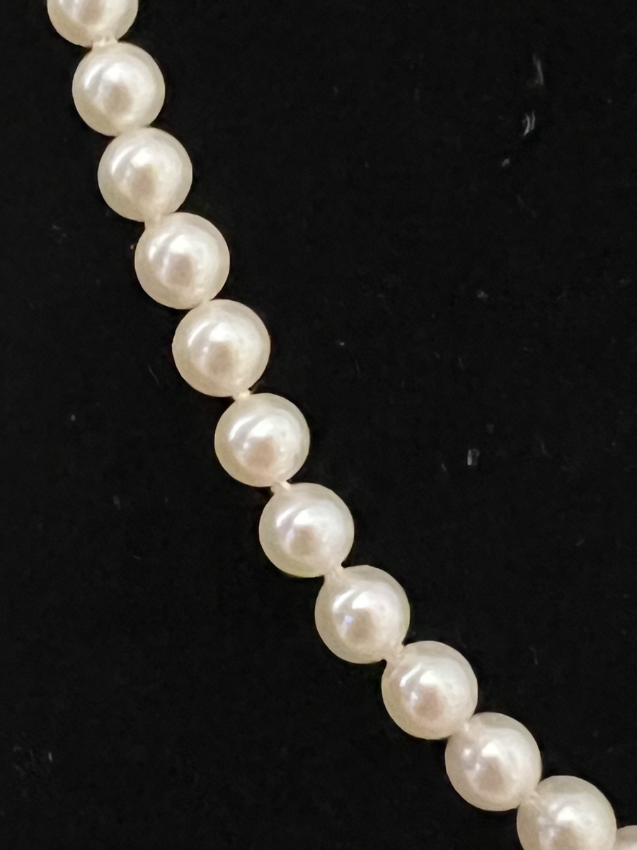 Choker Necklace With 94 Cultured Pearls, 18k Gold Clasp, 43 Cm-photo-2
