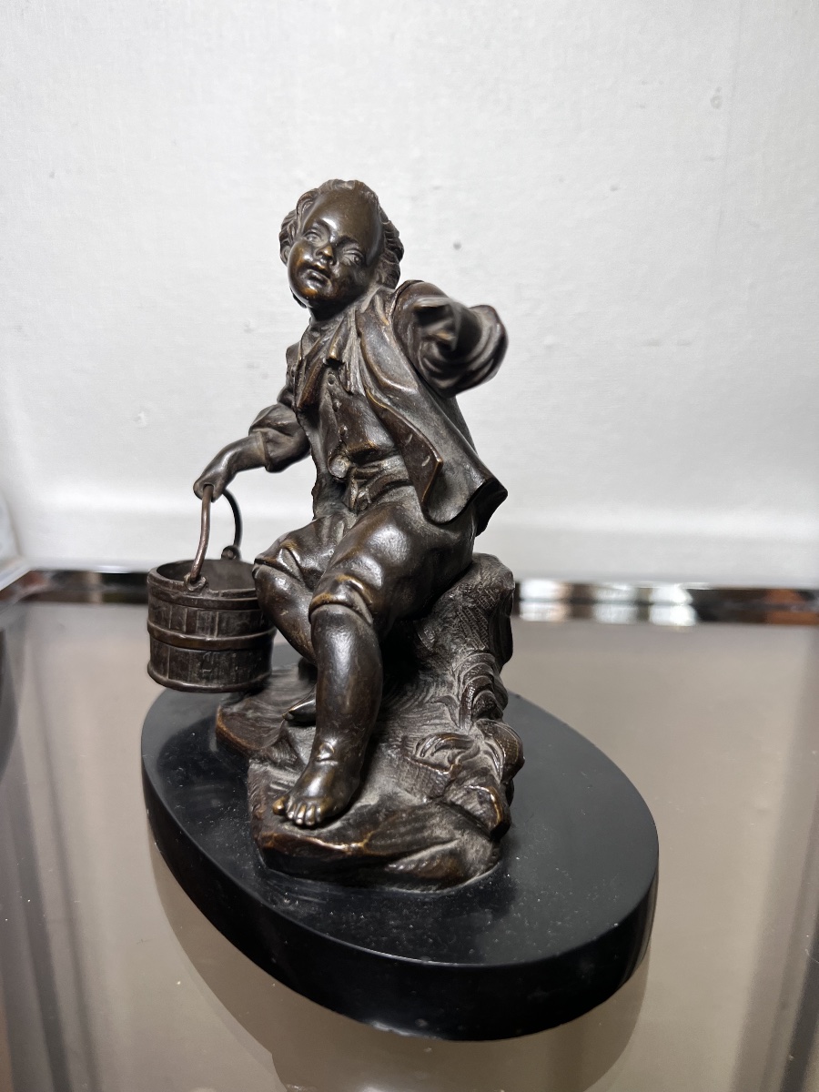 Early 19th-century Bronze Sculpture Of A Seated Child-photo-2