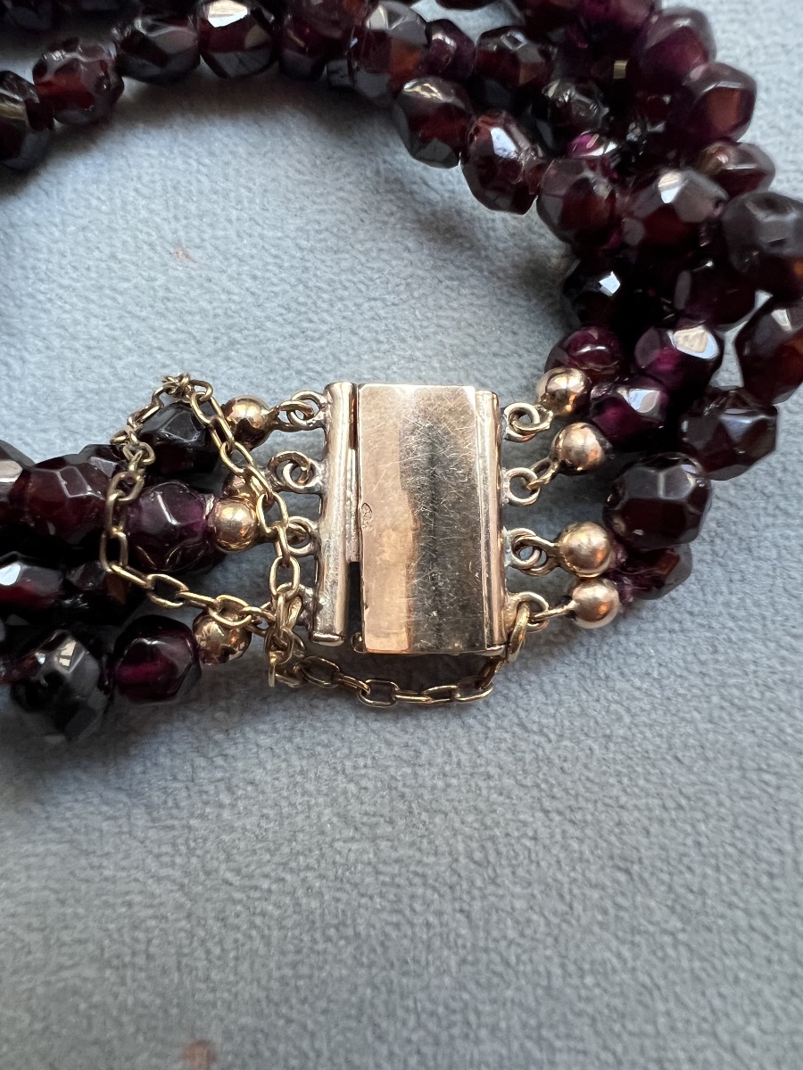 Four-strand Garnet Bead Bracelet With An 18k Gold Clasp; Late 19th Century-photo-4