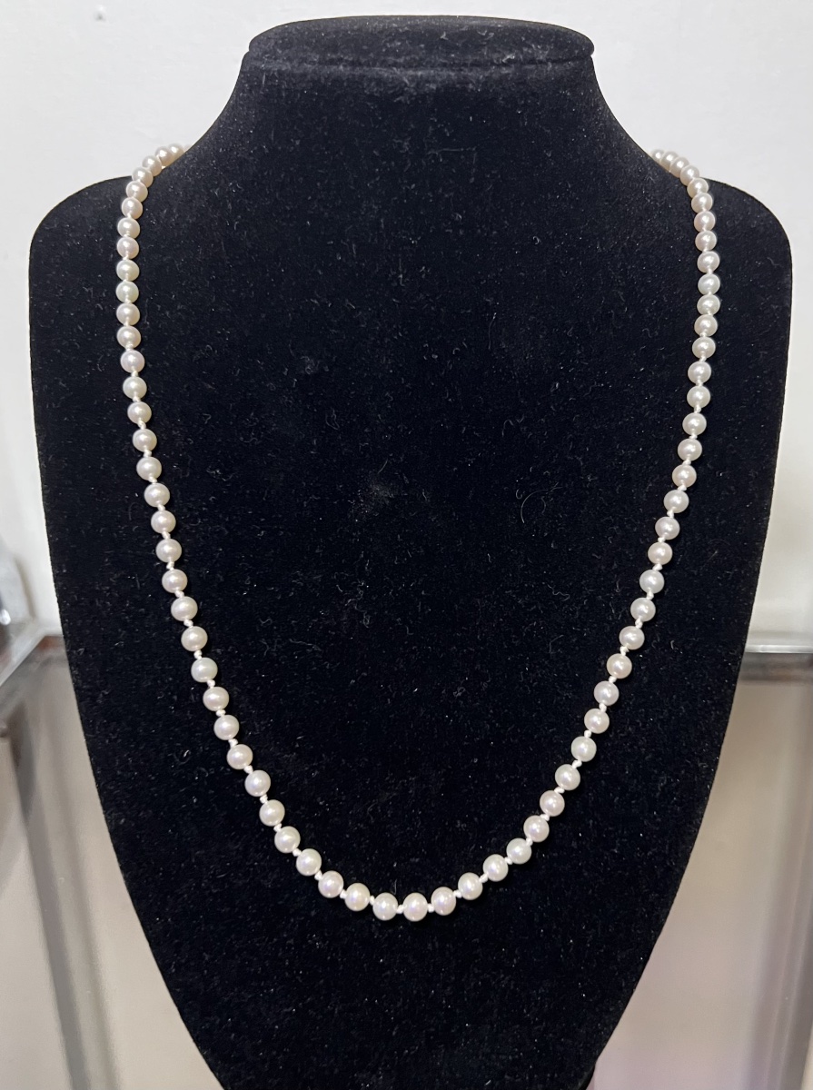 Collier choker 92 perles de culture fermoir or 18K 53 cm