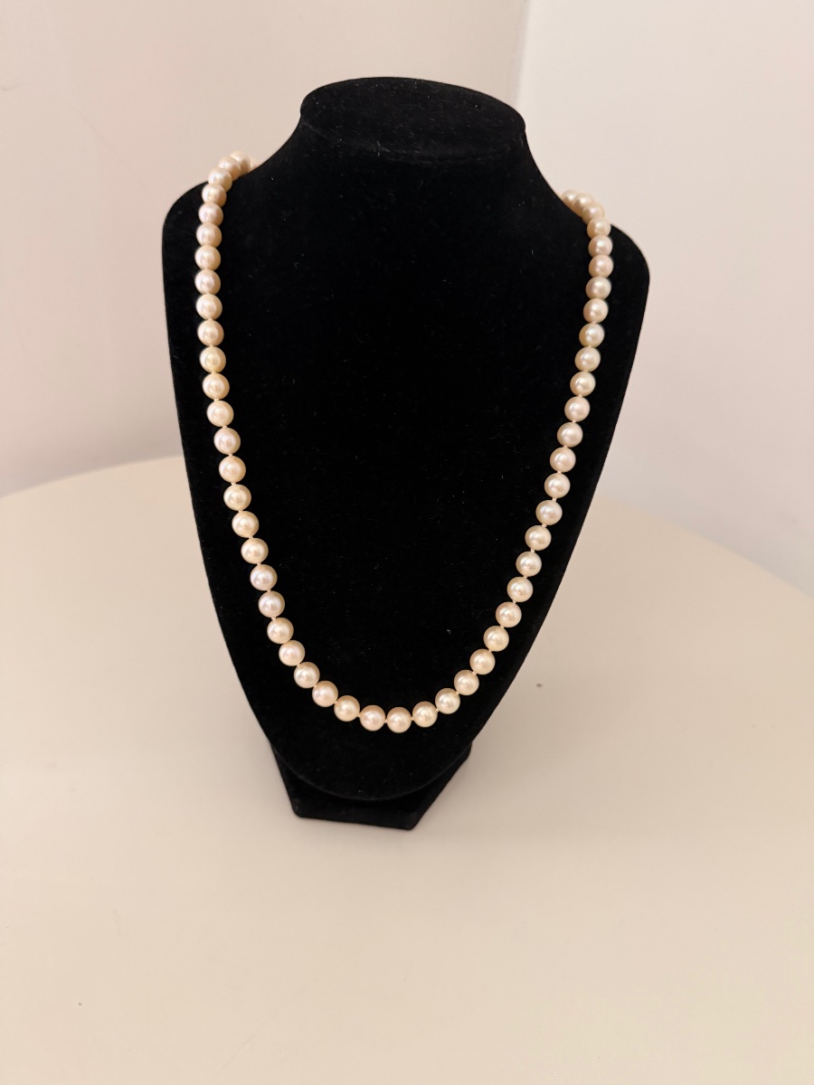 Grand collier 71 perles de culture AKOYA fermoir or 18K 65 cm