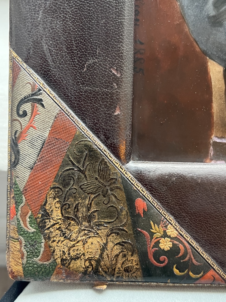 Plaque porcelaine de Sèvres cadre en cuir art nouveau Amélia Roulleau 19 eme portrait homme-photo-5