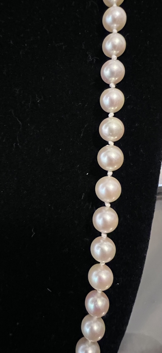 Necklace With 73 Akoya Cultured Pearls And An 18k Gold Clasp Set Within A Pearl, 61 Cm-photo-3