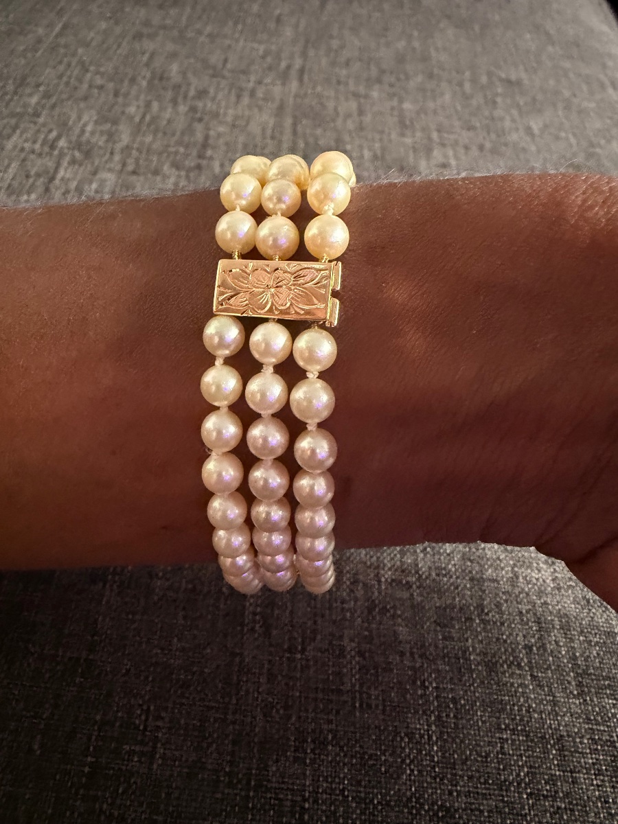 3-row Cultured Pearl Bracelet With 18k Gold Clasp And 2 Bars, 20 Cm