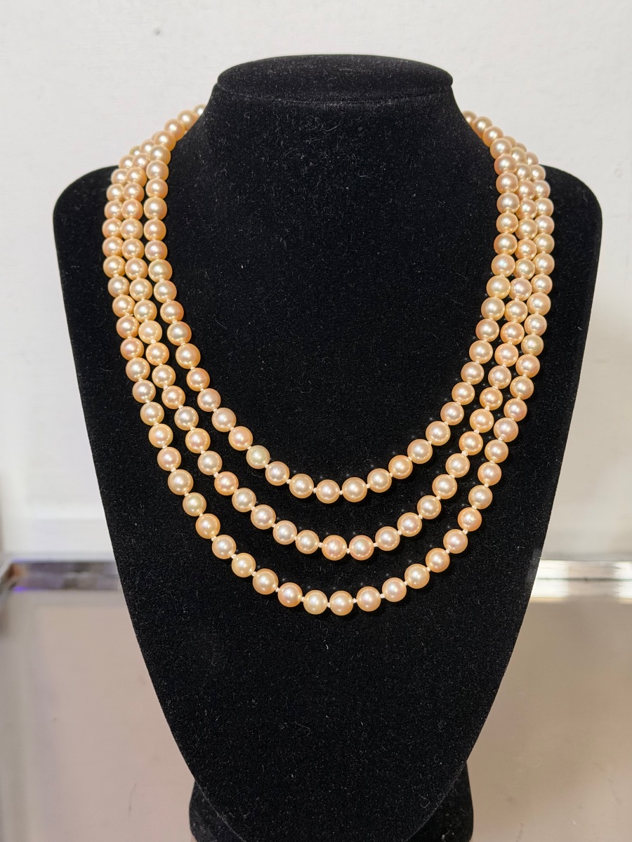 189-bead Akoya Cultured Pearl Necklace With 18k Gold Clasp, 140 Cm-photo-3