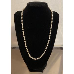 Collier choker 92 perles de culture fermoir or 18K  53 cm