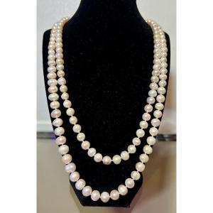 Large Necklace With 145 Cultured Pearls, Approximately 120 Cm