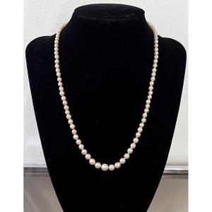 Art Deco Necklace With 95 Cascading Cultured Pearls, 18k Gold Clasp, And Diamonds, 45 Cm