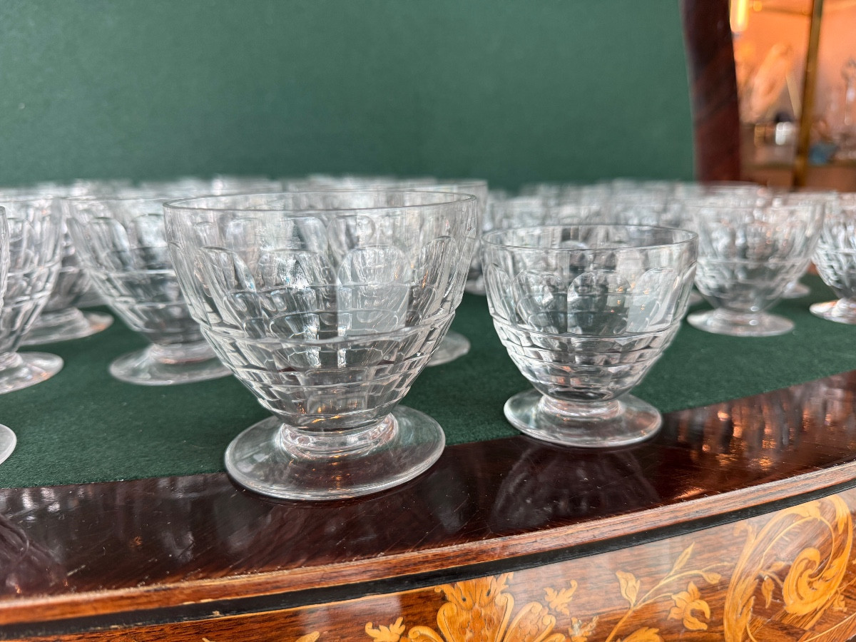 Baccarat Service Model Charmes 25 Glasses