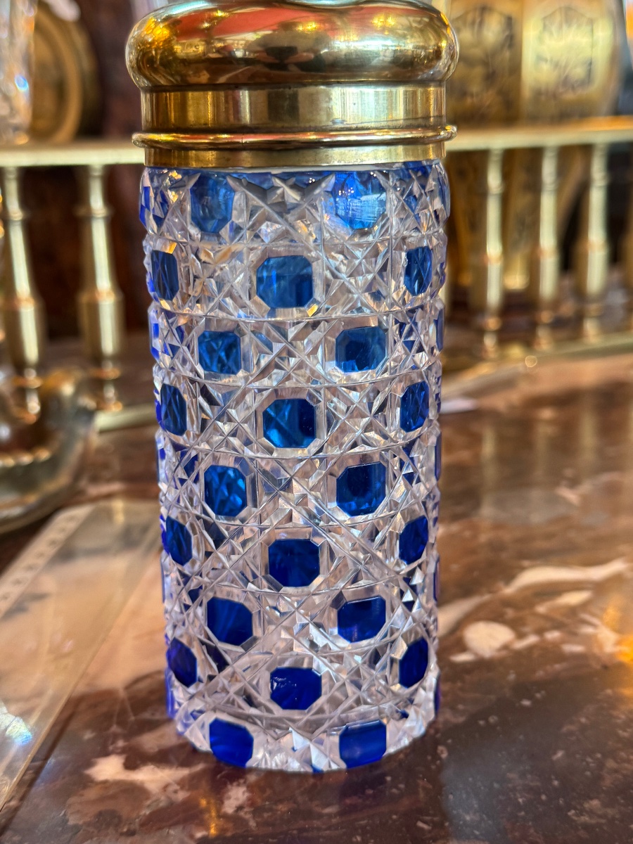 Saupoudreuse  Baccarat bleue. -photo-4