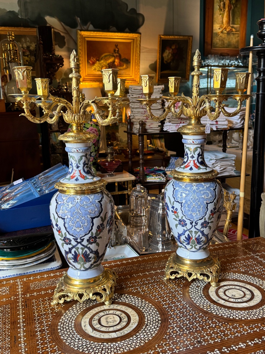 A Beautiful Pair Of Large, Hand-decorated 19th-century Porcelain Candelabras-photo-2