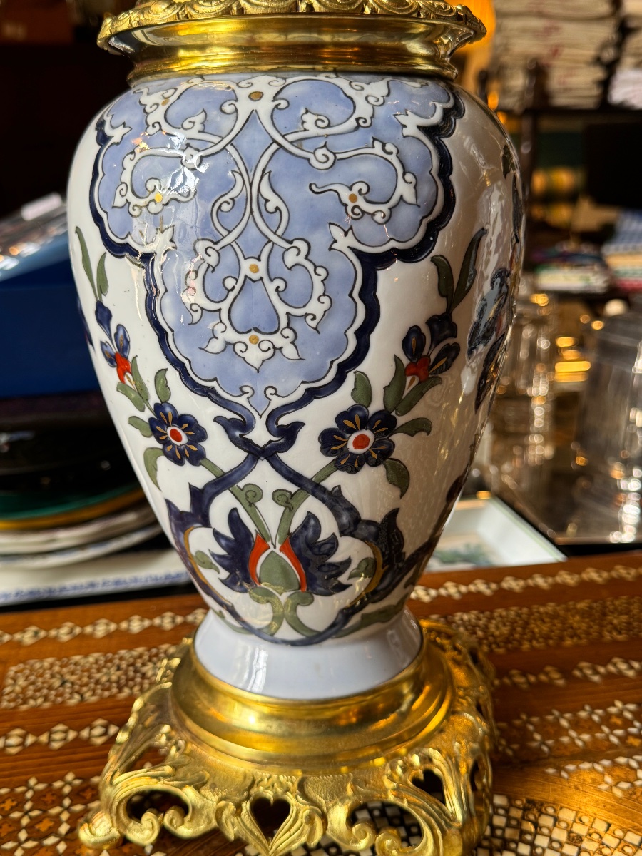 A Beautiful Pair Of Large, Hand-decorated 19th-century Porcelain Candelabras-photo-3