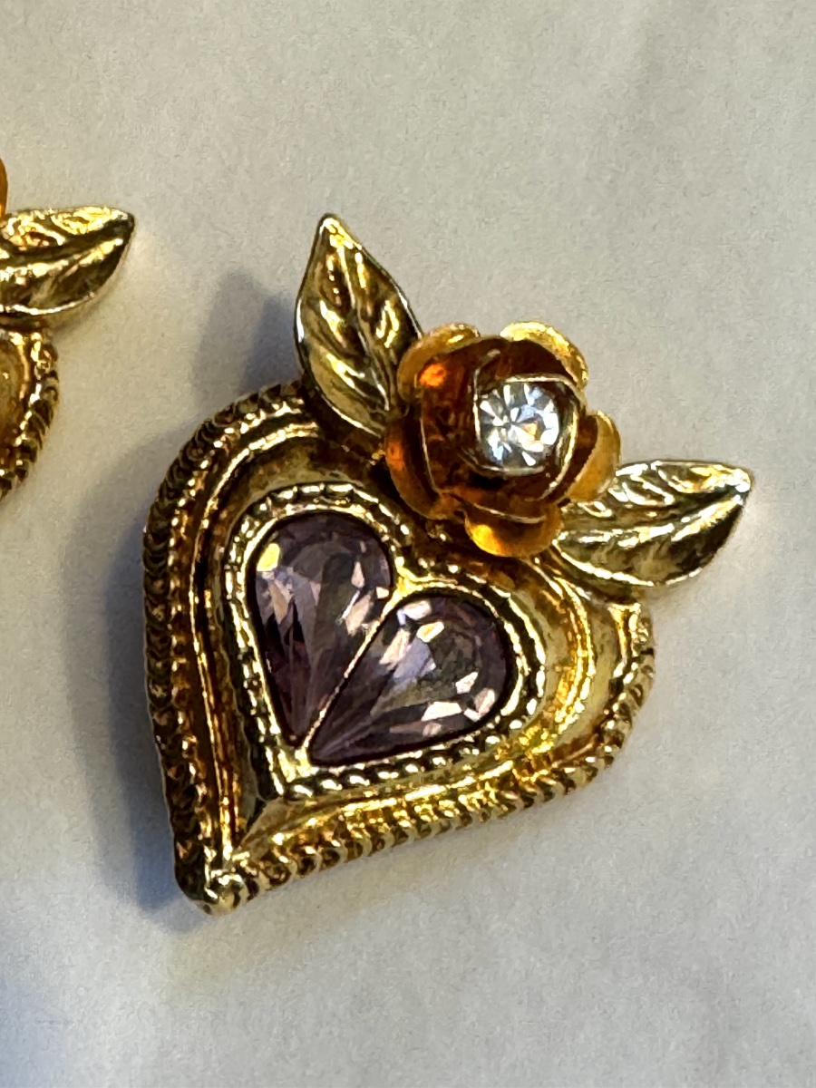 Paire de boucles d’oreilles vintage Christian Lacroix